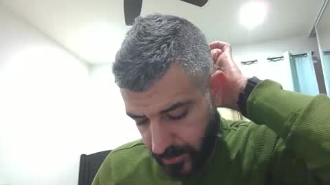 Snapshot of h0nest84 chatting on 12/27/24, 09:28 h0nest84 online show from 12/27/24, 09:28