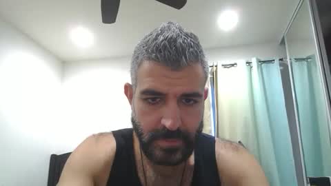 Snapshot of h0nest84 chatting on 01/05/25, 11:44 h0nest84 online show from 01/05/25, 11:44