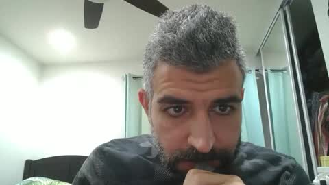 Snapshot of h0nest84 chatting on 01/12/25, 01:53 h0nest84 online show from 01/12/25, 01:53