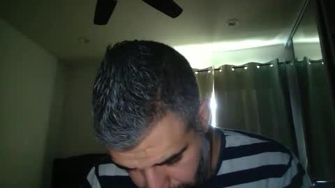 Snapshot of h0nest84 chatting on 02/02/25, 05:15 h0nest84 online show from 02/02/25, 05:15