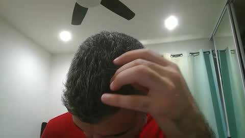 Snapshot of h0nest84 chatting on 02/23/25, 05:18 h0nest84 online show from 02/23/25, 05:18