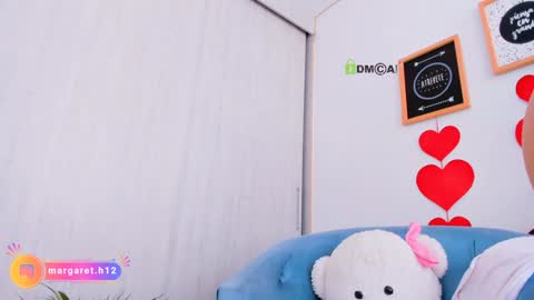 Snapshot of h0ney__p0t chatting on 12/18/24, 07:08 Margareth Stallion online show from 12/18/24, 07:08