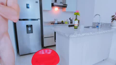 Snapshot of h0ney__p0t chatting on 03/12/25, 11:44 Margareth Stallion online show from 03/12/25, 11:44