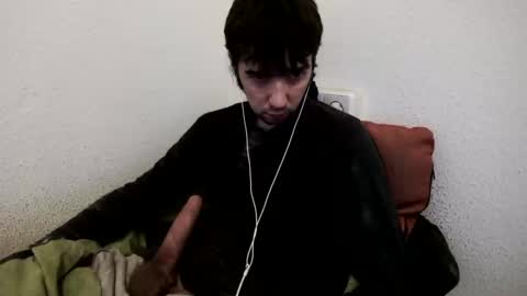 Snapshot of h1dden_reality chatting on 02/05/25, 11:50 h1dden_reality online show from 02/05/25, 11:50