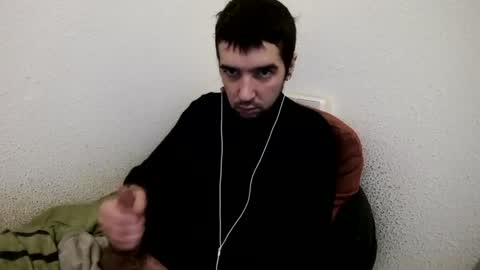 Snapshot of h1dden_reality chatting on 02/17/25, 12:43 h1dden_reality online show from 02/17/25, 12:43