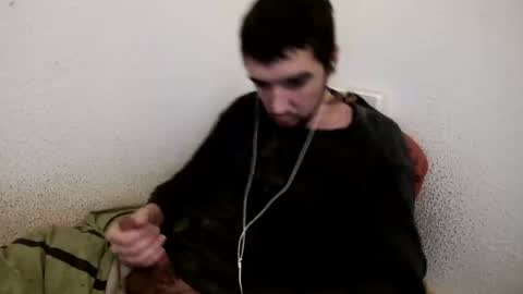 Snapshot of h1dden_reality chatting on 02/19/25, 02:33 h1dden_reality online show from 02/19/25, 02:33