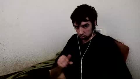 Snapshot of h1dden_reality chatting on 10/04/25, 04:54 h1dden_reality online show from 10/04/25, 04:54