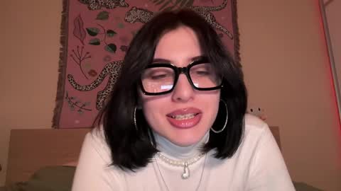 Helga online show from 03/29/26, 04:40