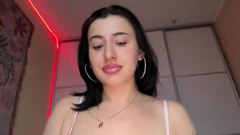 Snapshot of h3l9a_pataki chatting on 07/20/26, 04:20 Helga online show from 07/20/26, 04:20