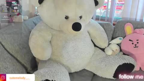 Hello Kitty online show from 02/04/26, 12:22