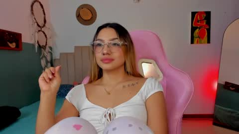 Paulina  online show from 04/16/26, 02:23