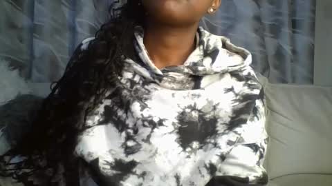 Snapshot of h_o_t_goddess chatting on 12/29/24, 08:37 h_o_t_goddess online show from 12/29/24, 08:37