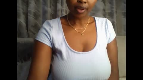 Snapshot of h_o_t_goddess chatting on 01/16/25, 08:43 h_o_t_goddess online show from 01/16/25, 08:43