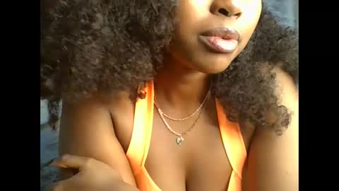 Snapshot of h_o_t_goddess chatting on 01/20/25, 07:36 h_o_t_goddess online show from 01/20/25, 07:36