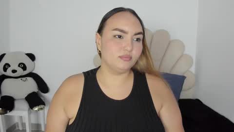 Snapshot of haanna_hot chatting on 02/28/25, 01:47 Sarah online show from 02/28/25, 01:47