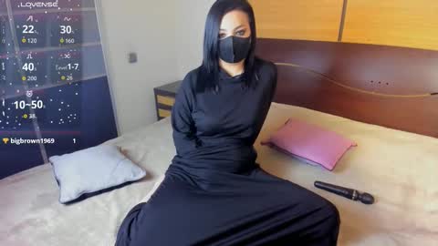 Linda online show from 09/17/25, 02:46