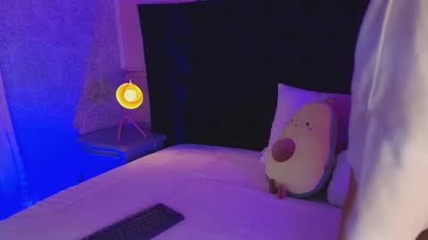 Snapshot of hada_blue_ chatting on 05/04/26, 08:16 hada online show from 05/04/26, 08:16