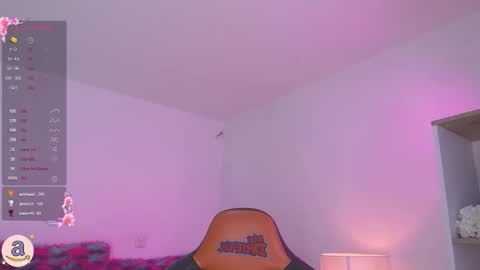 Hade online show from 01/27/25, 11:54