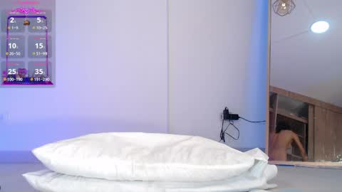  HADE ROSSE  online show from 04/03/26, 02:04