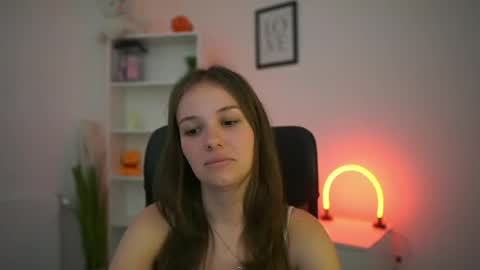 Gigi18 online show from 05/28/26, 08:11