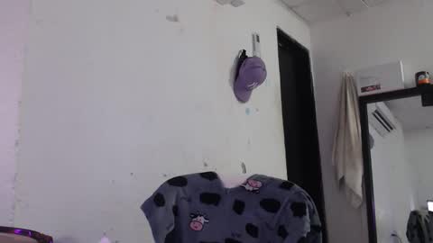 hadesmit1 online show from 03/20/26, 02:49