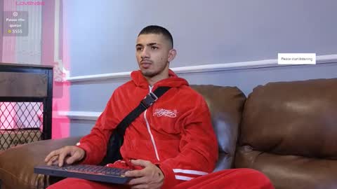 Snapshot of hadez_69 chatting on 10/04/25, 11:30 HADEZ online show from 10/04/25, 11:30