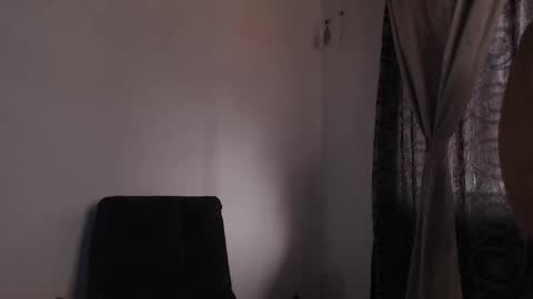 Snapshot of hadez_69 chatting on 10/16/25, 01:56 HADEZ online show from 10/16/25, 01:56