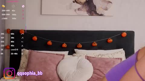 Hi Im Rebecca Glad to see you in my room  PVT is open online show from 10/22/25, 01:17