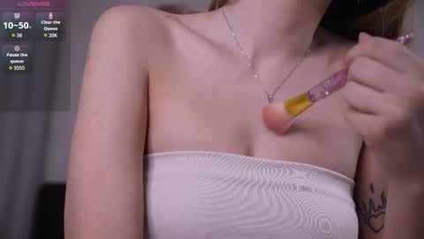 Hi Im Rebecca Glad to see you in my room  PVT is open online show from 02/12/26, 01:11