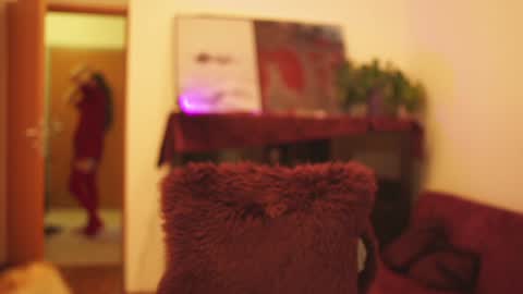 hahayessihaveone online show from 01/06/25, 07:45