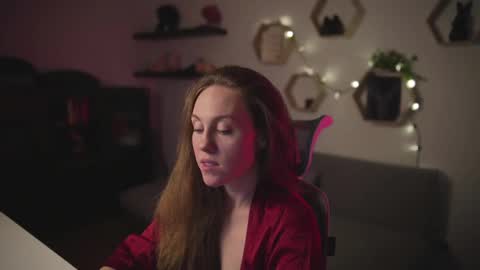 Snapshot of hahayessihaveone chatting on 10/05/25, 08:07 hahayessihaveone online show from 10/05/25, 08:07