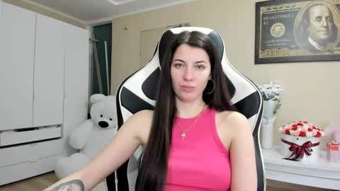 Snapshot of hailey_beauty chatting on 12/19/24, 08:55 Sk pe Anya388109 online show from 12/19/24, 08:55