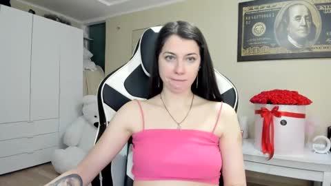 Snapshot of hailey_beauty chatting on 02/05/25, 03:09 Sk pe Anya388109 online show from 02/05/25, 03:09