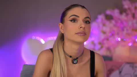 Hailey online show from 07/19/26, 07:34