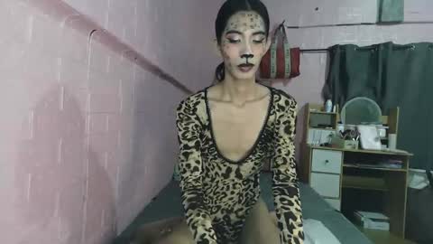 hailey_sweetcum77 online show from 10/31/25, 02:18