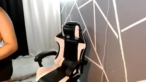 hailey online show from 12/15/24, 02:59