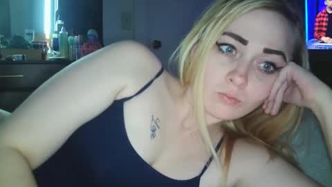 Snapshot of haileyakuma69 chatting on 02/16/25, 11:16 Hailey and d online show from 02/16/25, 11:16