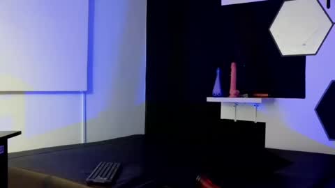 haileycat_ online show from 03/12/25, 06:07