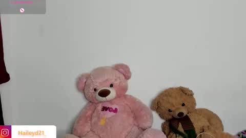 Hailey online show from 02/08/26, 12:58