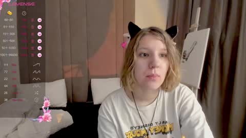 Hailey online show from 03/03/25, 01:53