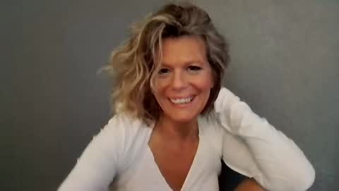 Hailey online show from 02/22/26, 05:44