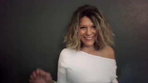 Hailey online show from 05/22/26, 06:35