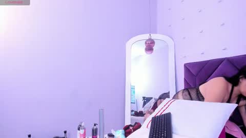 Snapshot of haileystonei chatting on 02/09/25, 11:47 haileystonei online show from 02/09/25, 11:47