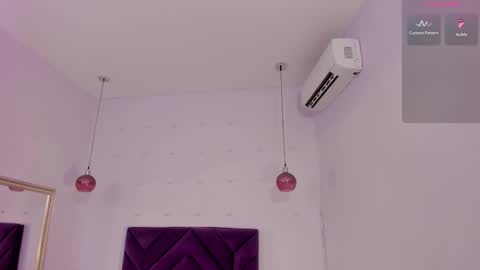 Snapshot of haileystonei chatting on 10/25/25, 11:51 haileystonei online show from 10/25/25, 11:51