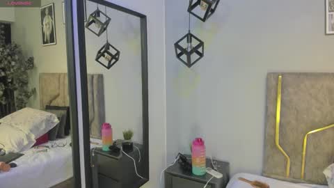 haileystonei online show from 02/15/26, 12:14