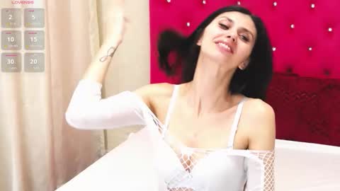 Hailey online show from 02/10/26, 08:46