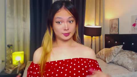 Snapshot of hailywilson chatting on 12/08/24, 12:07 haily online show from 12/08/24, 12:07