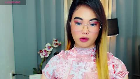 Snapshot of hailywilson chatting on 03/02/25, 02:19 haily online show from 03/02/25, 02:19