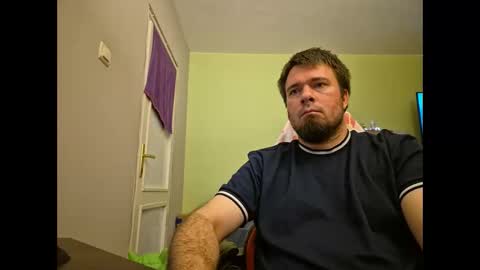 hairy_guy007 online show from 12/01/24, 09:48