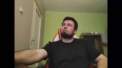 hairy_guy007 online show from 03/28/26, 09:36
